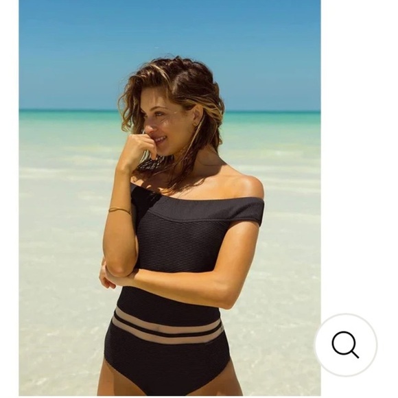 Body Glove Scandal Vice One Piece Off the Shoulder Black Size Large. Beach Wear - Picture 3 of 16